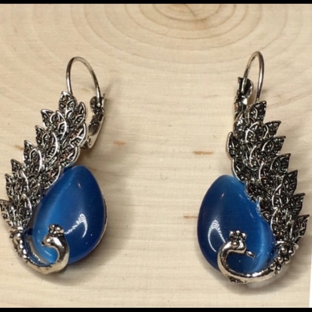 Peacock Earrings with Hatchback Clasp - Picture 3 of 6